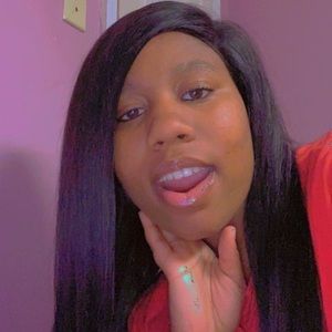 Meet your Posher, Latavia